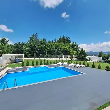 Villa Arkado